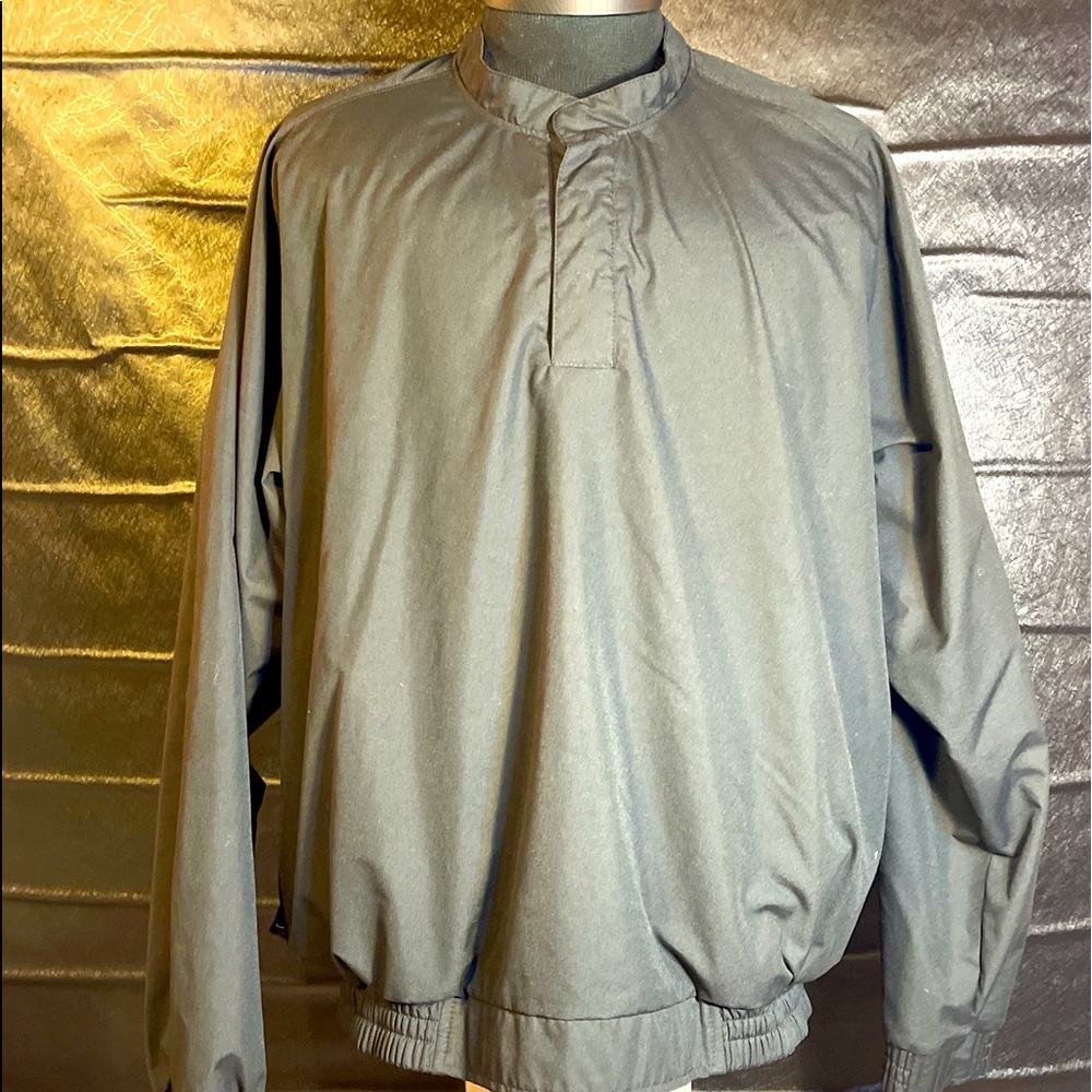 Men’s Nike 3-snap over head golf windbreaker
